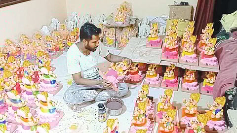 Ganpati making