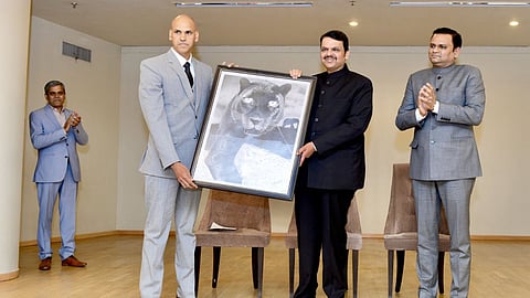 Anna Bhau Sathe : मास्कोमध्ये अण्णाभाऊ साठेंच्या पुतळ्याचे देवेंद्र फडणवीस यांच्या हस्ते अनावरण