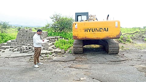 Vehicle seized in illegal minor mineral case