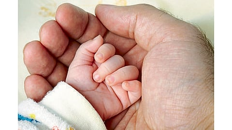 भाष्य : खुडलेल्या कळ्या रुजवू या