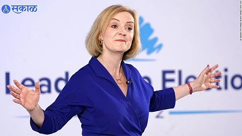 Liz Truss : लिझ ट्रस यांचा युकेच्या पंतप्रधानपदाचा राजीनामा!