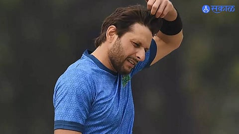 Shahid Afridi Confess Done Pitch Tampering