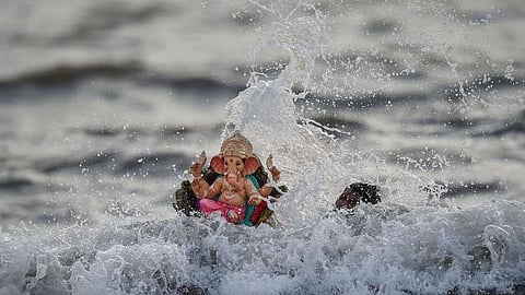 contractor was appointed for the moving tank but not approved ganesh visarjan 2023 pune