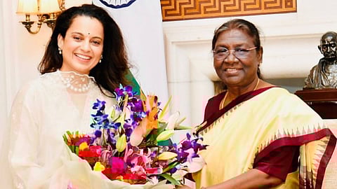 Kangana Ranaut meets President Droupadi Murmu, writes, 'Sitting on that throne she looks nothing short of a goddess'