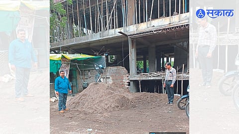 While confiscating the sand stock illegally, Board Officer Rajesh Bhangale etc