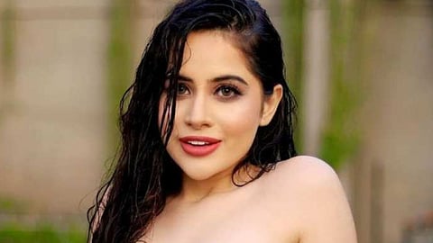 urfi javed new fashion bikini with blue light blue cotton rope