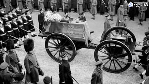 वडिलांची शवयात्रा ज्या तोफ गाडीवरून, त्यावरूनच Queen Elizabeth II यांची अंतयात्रा