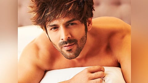 Kartik Aaryan, Anurag Basu team up for Aashiqui 3. Watch musical poster
