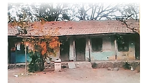 माझिया माहेरा : रम्य ते बालपण