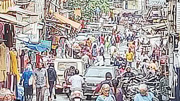 Traffic congestion due to encroachment in Dhumal Point to Dahiful area