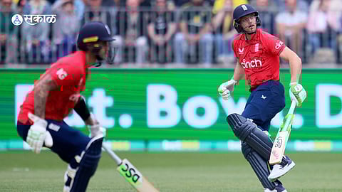 Jos Buttler Alex Hales 132 Runs Opening Partnership