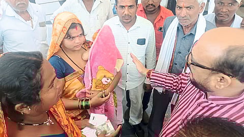 Guardian Minister talk With Tribal Women