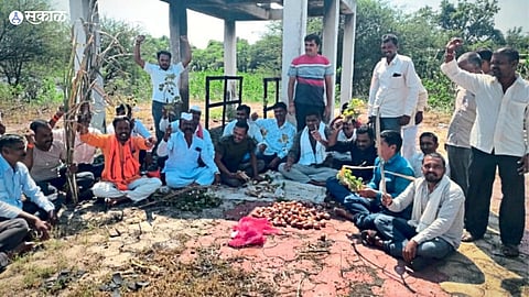 Paithan farmer heavy crop damage