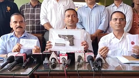 मुंबईत स्पेशल 26 स्टाईलने फसवणुकीचा प्लॅन; तोतया सीबीआय अधिकारी अटकेत