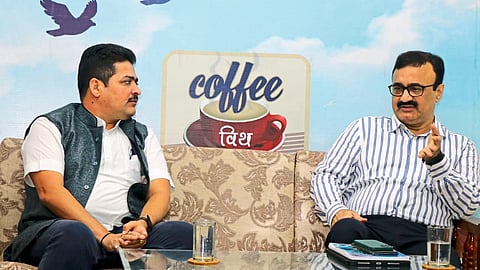 NMC Commissioner Dr. Chandrakant Pulkundwar with Sakal Uttar Maharashtra Editor chief Dr. Rahul Ranalkar