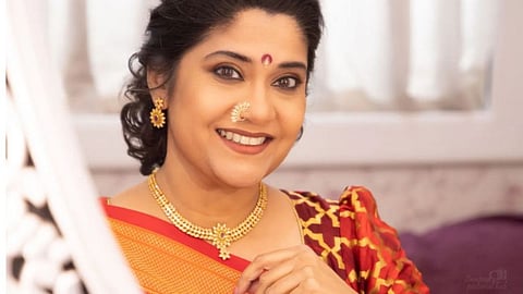 Renuka Shahane said that people would discourage their children from playing with her