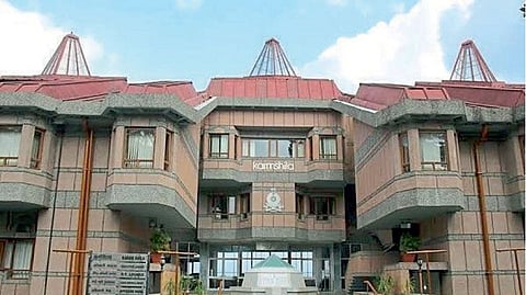 vijay Navle writes about how To become a collector education student