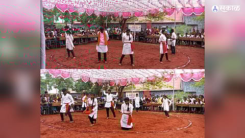 Solapur Damaji College student street play