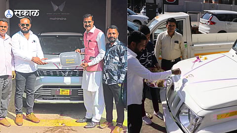 Citizens buying vehicles on the occasion of Lakshmi Pujan in Diwali