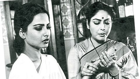 Based story of Malshirsalila Phansalkar directed by Ramesh Talwar story of movie Basera 1981