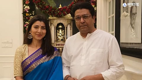 Raj Thackeray and Tejaswini Pandit