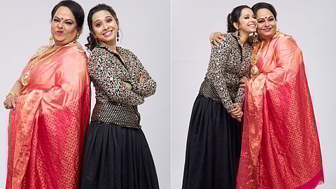 Comedy queens nirmiti sawant and shreya bugde,zee talkies comedy award show..