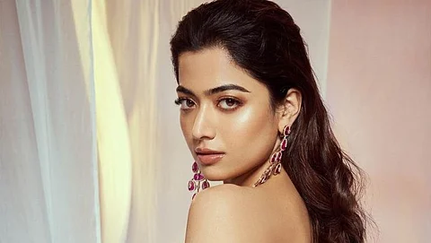 Fan surprise to golden girl Rashmika Mandana