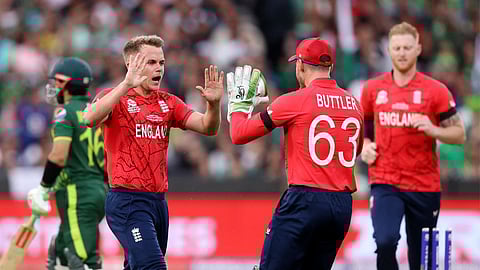 England Team Ware Black Arm Band In T20World Cup Final Against Pakistan