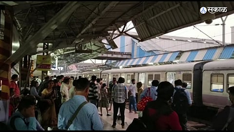 Mumbai Local Updates