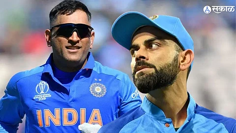 Virat Kohli Stand On Adelaide Cricket Ground MS Dhoni