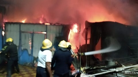 Four to five houses burnt sudden fire in Wanwadi pune