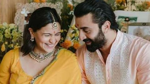Pakistani Actor,host yasir hussain gets trolled after viral post on alia bhatt and ranbir kapoor