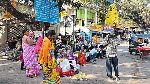 Beggars waiting for devotees on Ram Tirtha