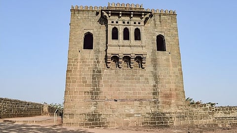 Shivneri Fort