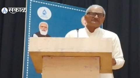 Video: "गुटखा खा, दारू प्या, थीनरचा वास घ्या पण..."; भाजपा नेत्याचं गजब वक्तव्य