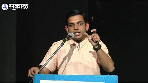 Savarkar controversy: ‘ती’ पत्रे खरी पण...; सावरकरांच्या वंशजाच्या दाव्यामुळे भाजपसह मनसे, शिंदे गटाची कोंडी?