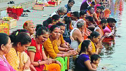 Bathing by devotees at ram tirtha
