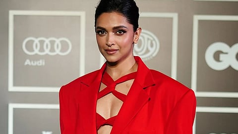 Deepika Padukone FIFA World Cup Trophy Final