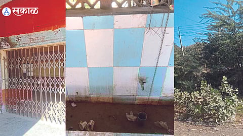 Closed uphagraha at the bus stand here. The thorn bushes in the yard in the second photo. In the third photo, the closed water tank.