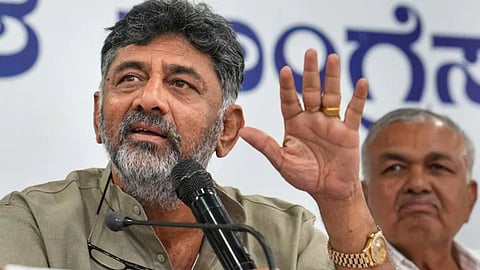 DK Shivakumar : कोरोनाच्या बहाण्यानं भाजपला राज्यात लवकर निवडणुका घ्यायच्या आहेत; काँग्रेस प्रदेशाध्यक्षांचा आरोप