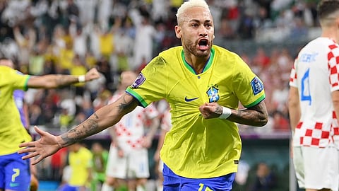 Naymar Equals Pele Record