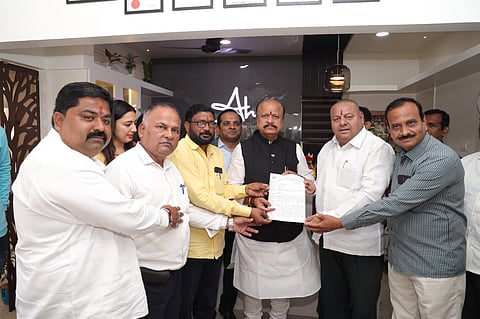 कामगार मंत्री सुरेश खाडे