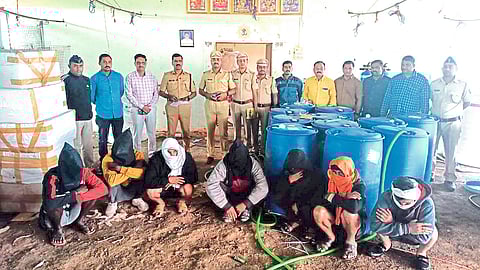 Police officers and staff including the suspected accused and the accused