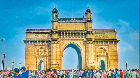 Sudhindra Kulkarni writes about When will the decline of Maharashtra stop