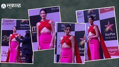 Bollywood Ananya Panday wears red pink bold top skirt actress faced oops moment in ita awards video