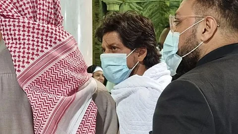 Shah Rukh Khan Performs Umrah In Mecca Post Schedule Wrap Of Dunki