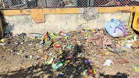 Garbage empire at Rajmata Jijau Sports Complex Park.