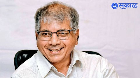 Prakash Ambedkar: कहानी में ट्विस्ट! वंचित पदवीधर-शिक्षक मतदार संघाच्या चार जागा लढवणार