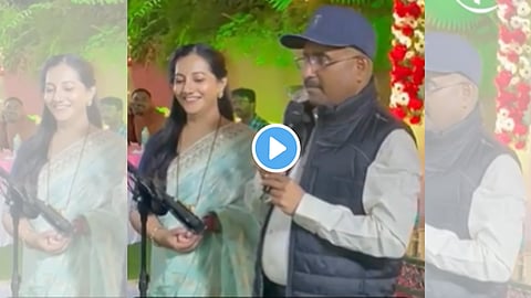 ncp leader rajesh tope sings romantic song for his wife chand si Mehbooba in birthday party watch video