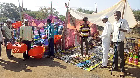 Mandane (St. Shahada): Farmers buying agricultural implements during the Shree Ashtabhuja Shakambhari Yatra of farmers going on here